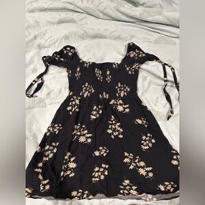 American Eagle Black Floral Smocked Dress